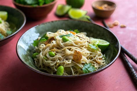  Fugu-Style Spicy Longyan Noodles ¿Atrévete con un plato picante que te dejará sin aliento?